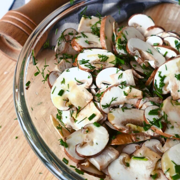 Lire la suite à propos de l’article Salade de Champignons Crus