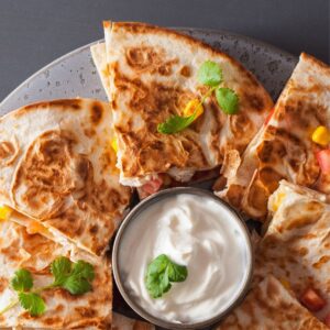 Lire la suite à propos de l’article Quesadillas végétariennes aux haricots rouges, maïs et fromage